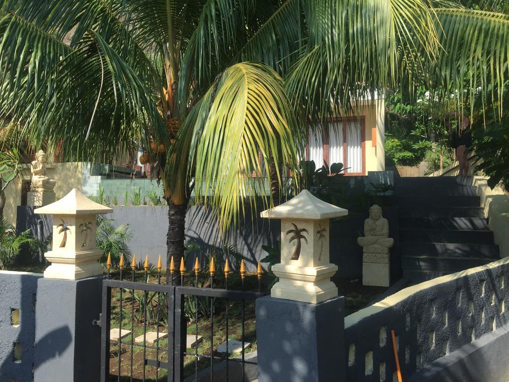Nipah Villas Senggigi Exterior photo